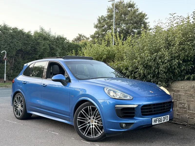 2017 Porsche  Cayenne 4.2 TD V8 — Exterior photo 3