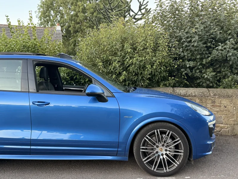 2017 Porsche  Cayenne 4.2 TD V8 — Exterior photo 11