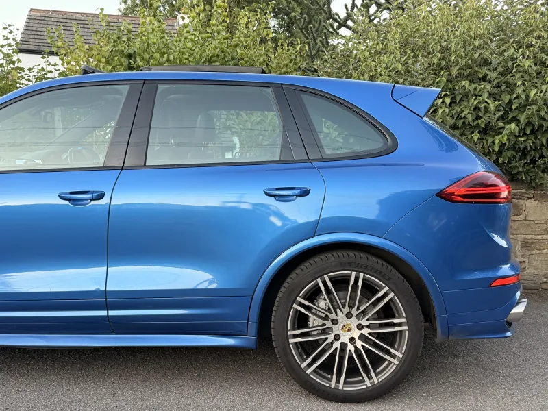 2017 Porsche  Cayenne 4.2 TD V8 — Exterior photo 10