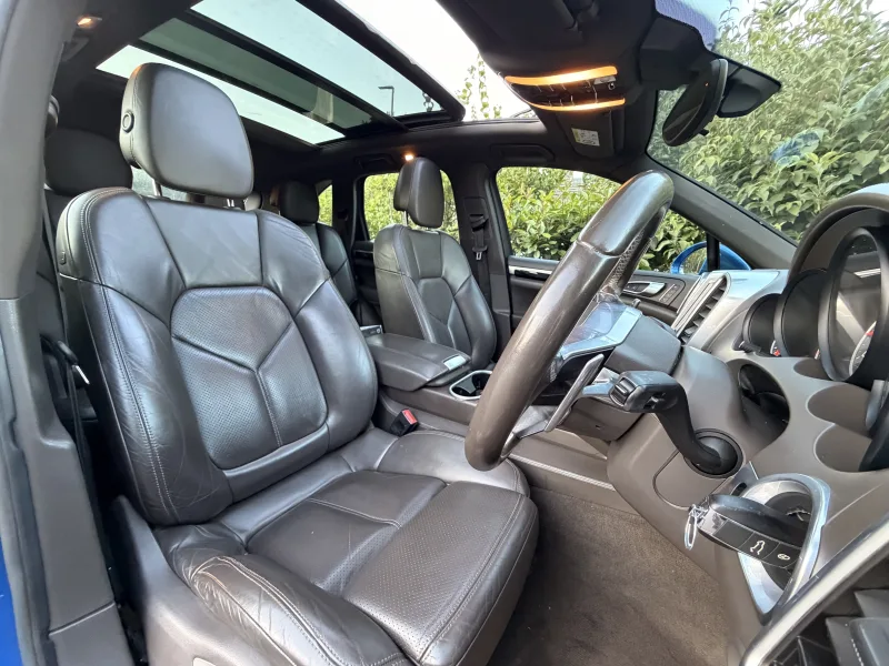 2017 Porsche  Cayenne 4.2 TD V8 — Exterior photo 22