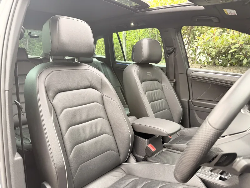 2021 Volkswagen  Tiguan R LINE TDi 200 4MOTION — Exterior photo 15