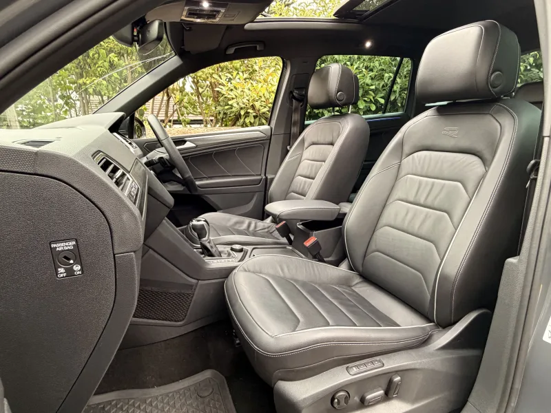 2021 Volkswagen  Tiguan R LINE TDi 200 4MOTION — Exterior photo 17