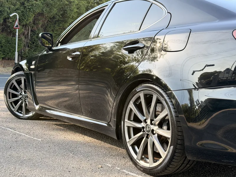 2011 Lexus ISF 5.0 V8 — Exterior photo 8