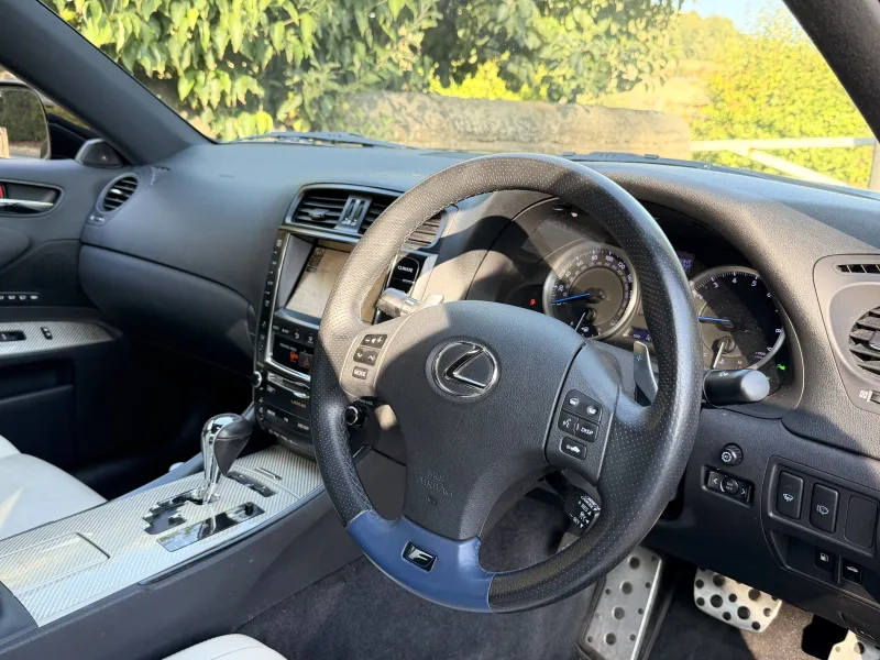 2011 Lexus ISF 5.0 V8 — Exterior photo 26