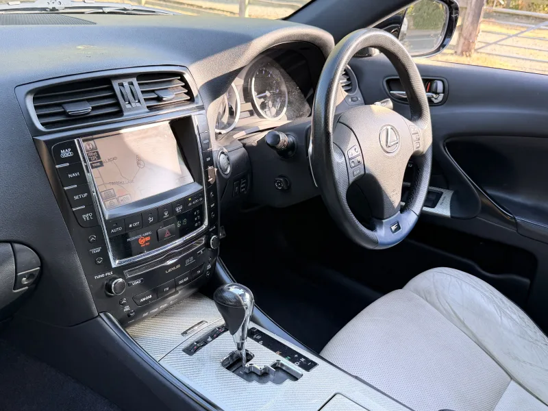 2011 Lexus ISF 5.0 V8 — Exterior photo 27