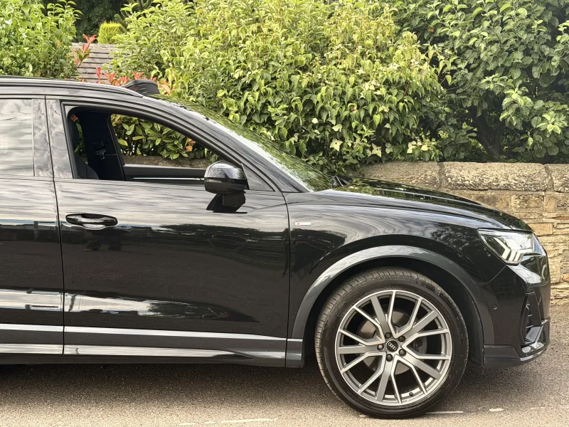 2020 Audi  Q3 VORSPRUNG 35 TDI — Exterior photo 14