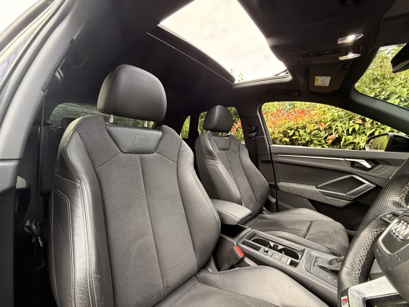2020 Audi  Q3 VORSPRUNG 35 TDI — Exterior photo 18